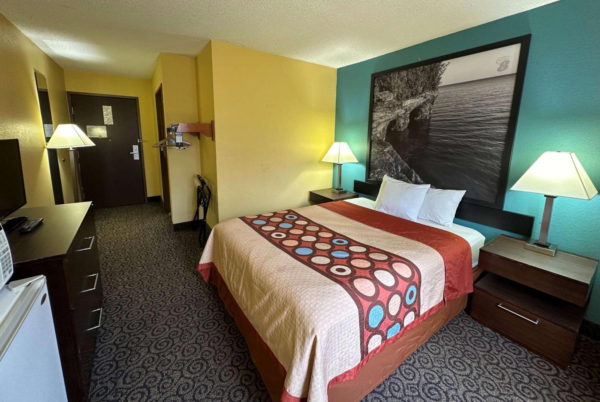 Super 8 By Wyndham