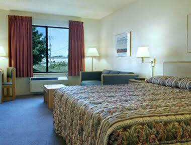 Hotel Super 8 By Wyndham 2*